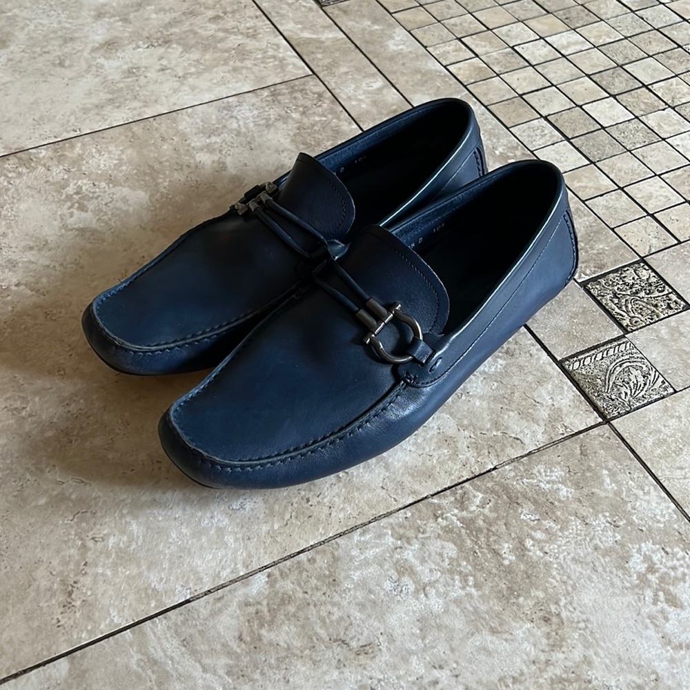 Mens shoes